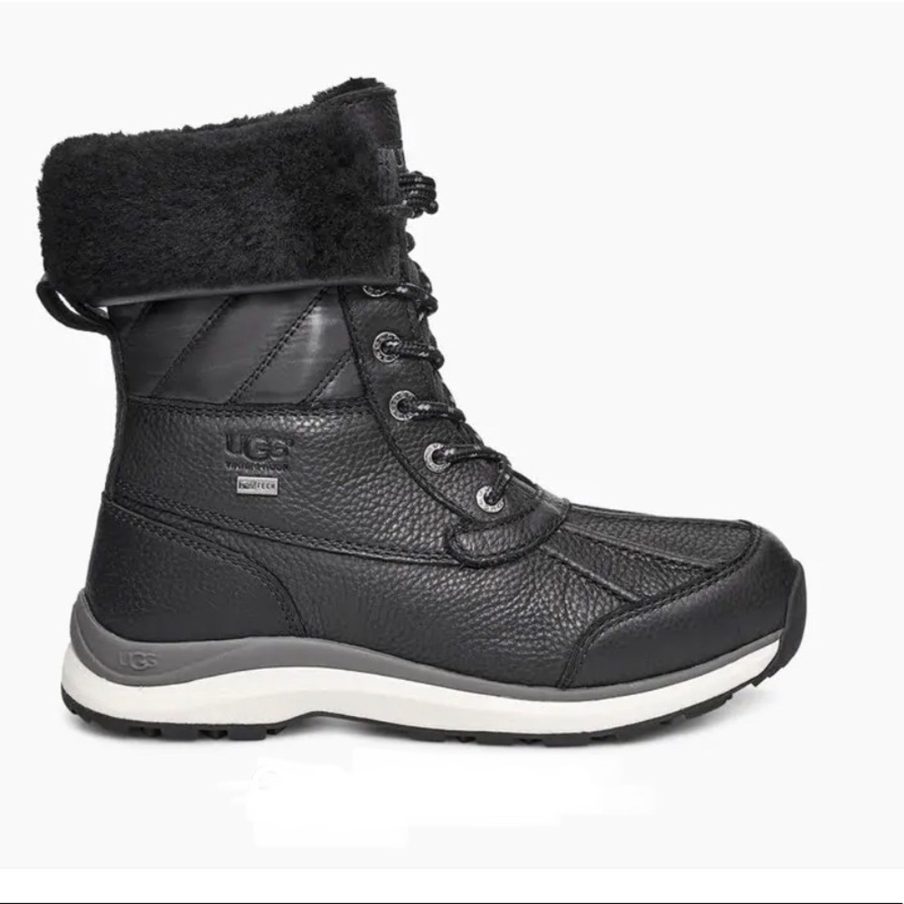 UGG ADIRONDACK III QUILT BOOT- 7.5